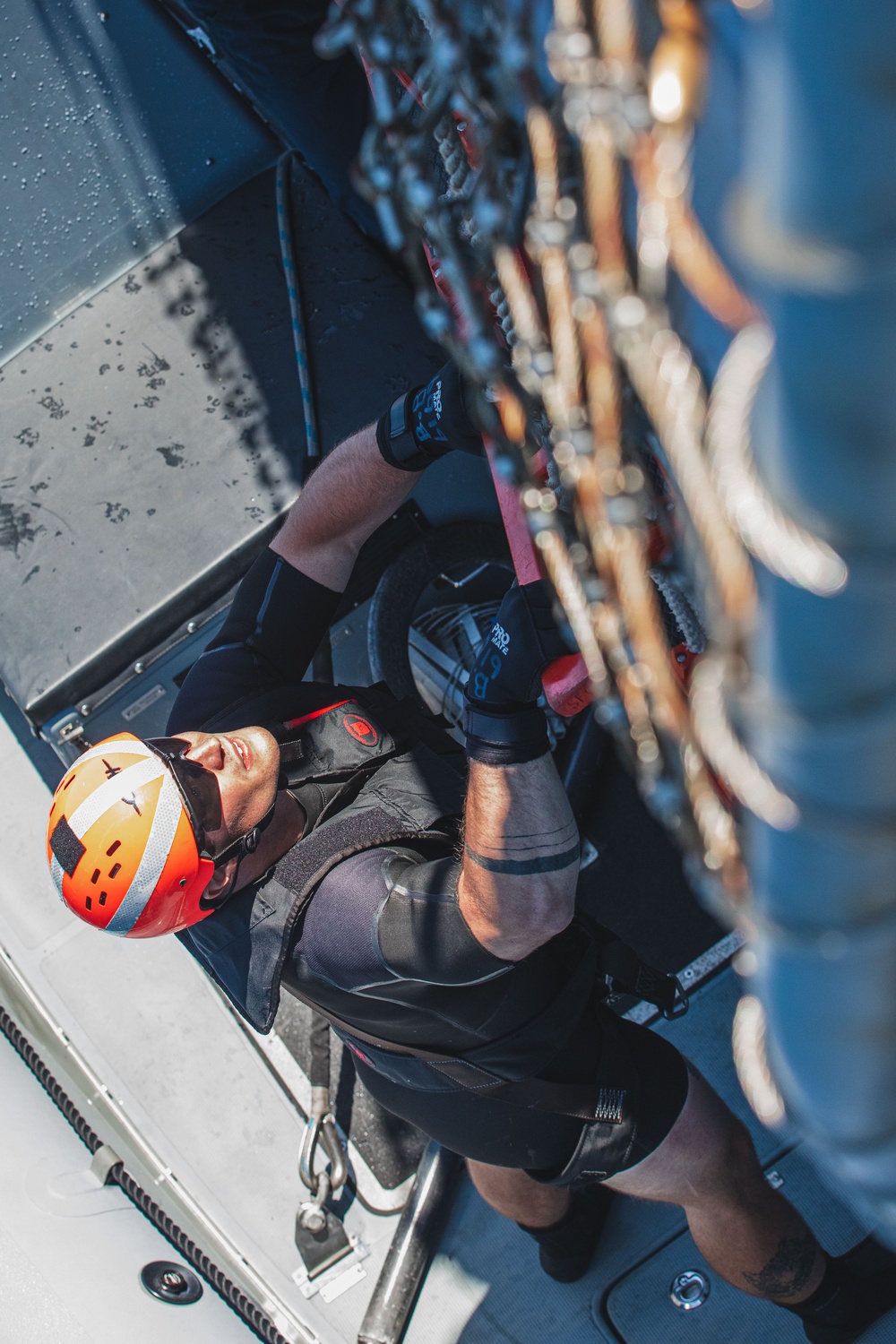 USS Sterett Conducts Visit Board Search and Seizure (VBSS) Drills