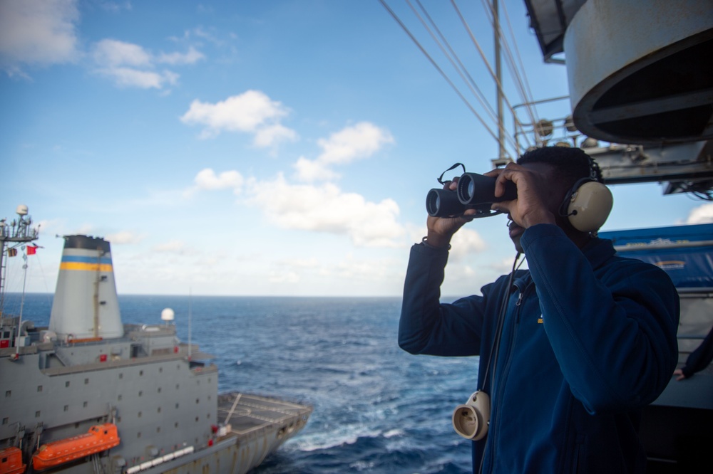 USS Ronald Reagan (CVN 76) conducts fueling-at-sea with USNS Rappahannock (T-AO-204)