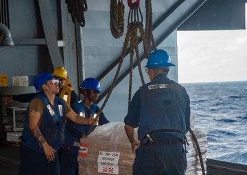 USS Ronald Reagan (CVN 76) conducts fueling-at-sea with USNS Rappahannock (T-AO-204)
