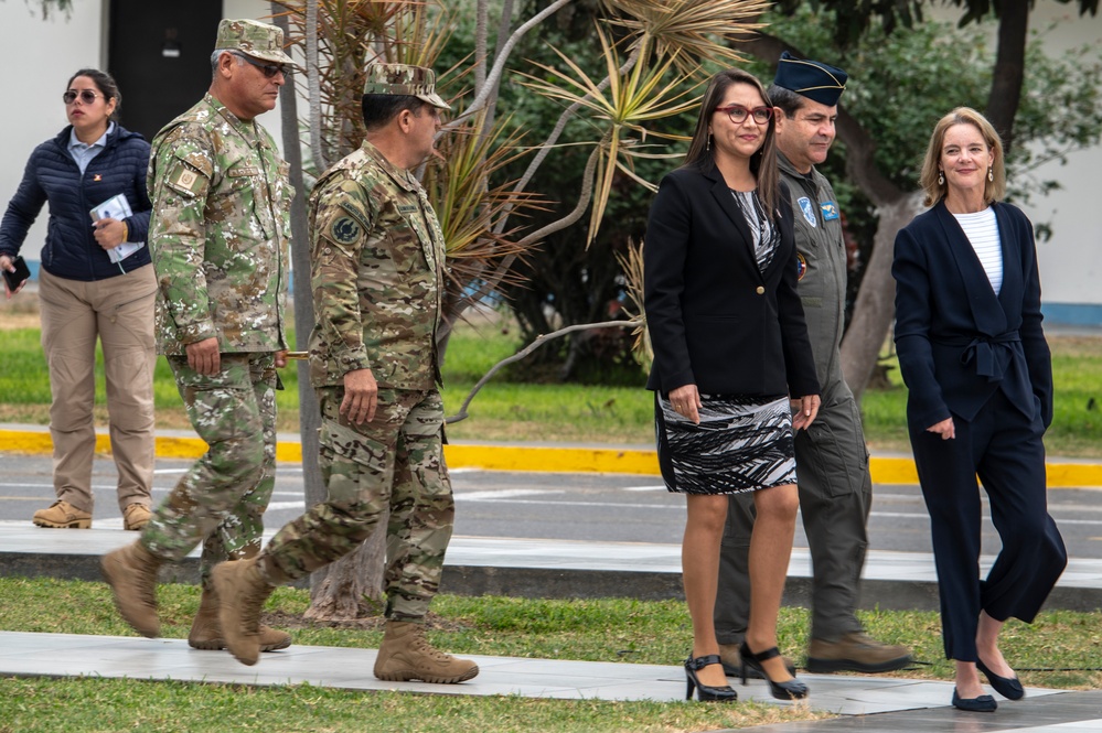 &quot;DV Day&quot; at Callao Air Base