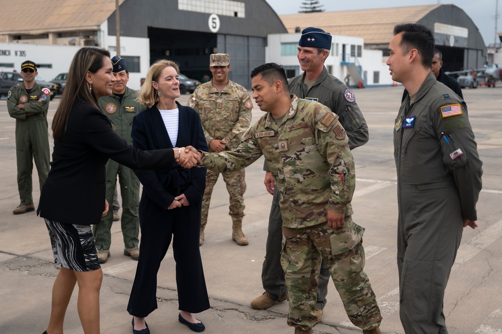 &quot;DV Day&quot; at Callao Air Base