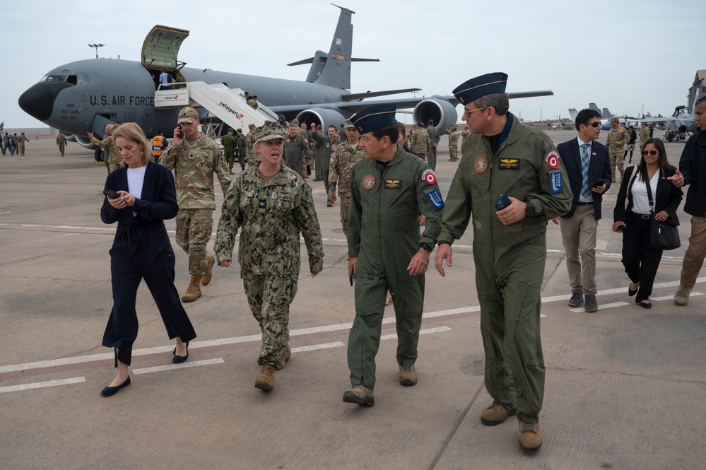 &quot;DV Day&quot; at Callao Air Base