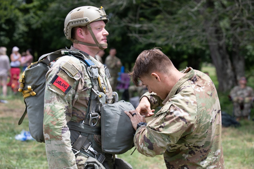 5TH RANGER TRAINING BATTALION AIRBORNE OPERATION