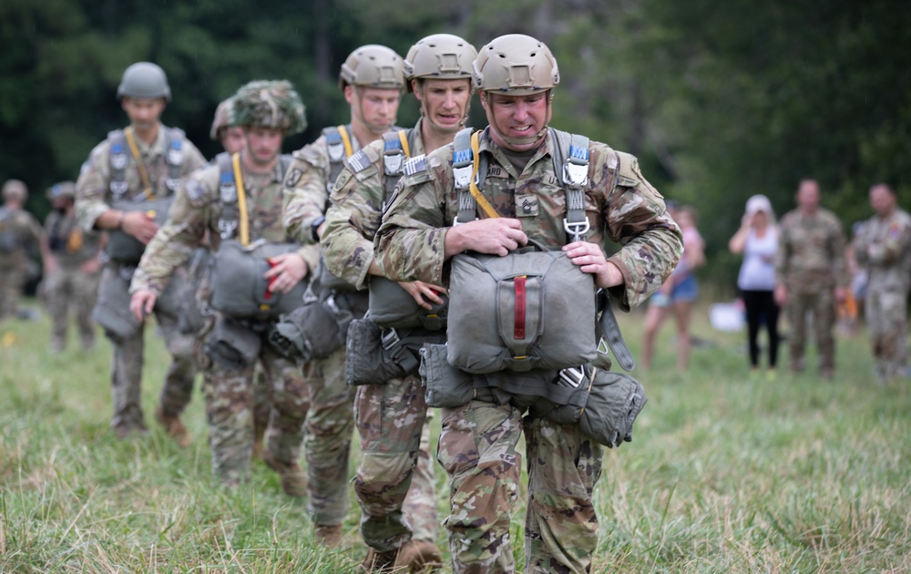 5TH RANGER TRAINING BATTALION AIRBORNE OPERATION