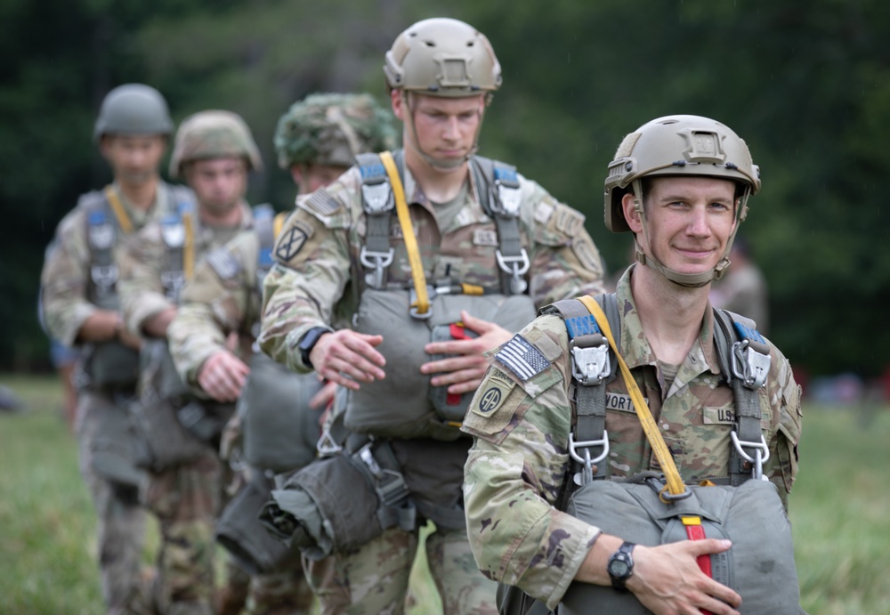 5TH RANGER TRAINING BATTALION AIRBORNE OPERATION