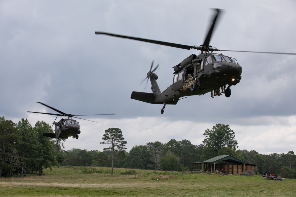 5TH RANGER TRAINING BATTALION AIRBORNE OPERATION