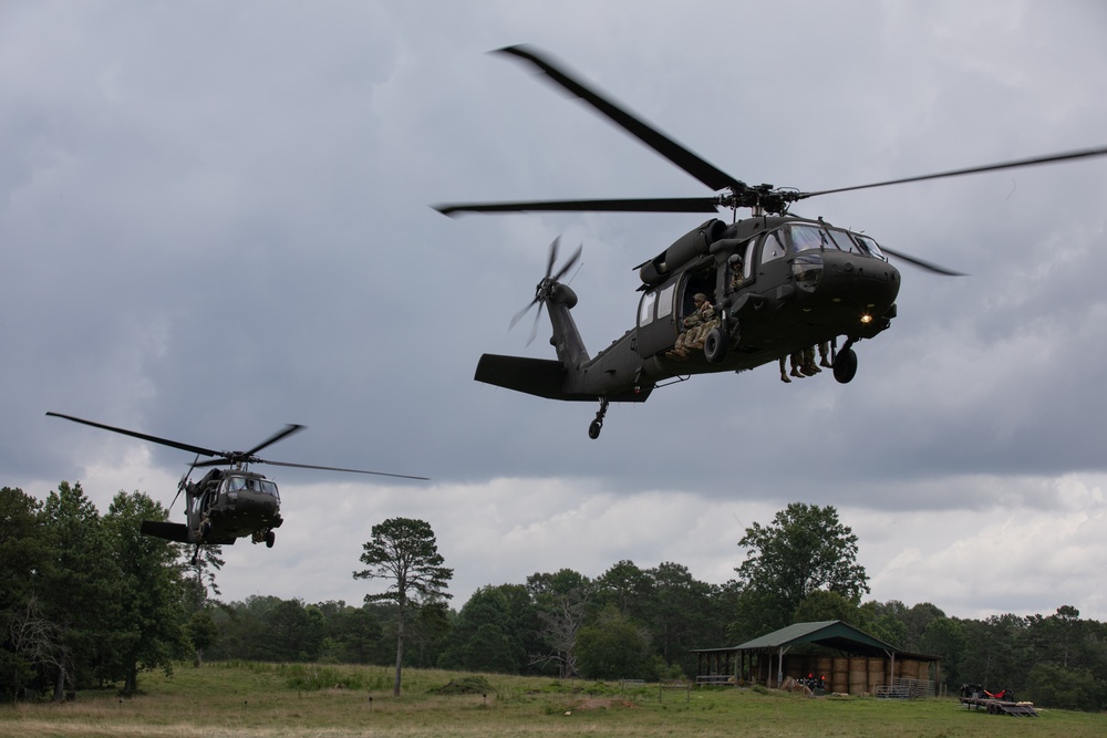 5TH RANGER TRAINING BATTALION AIRBORNE OPERATION