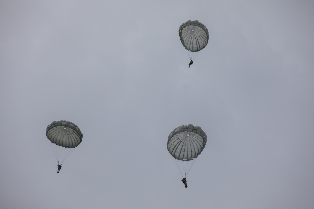 5TH RANGER TRAINING BATTALION AIRBORNE OPERATION