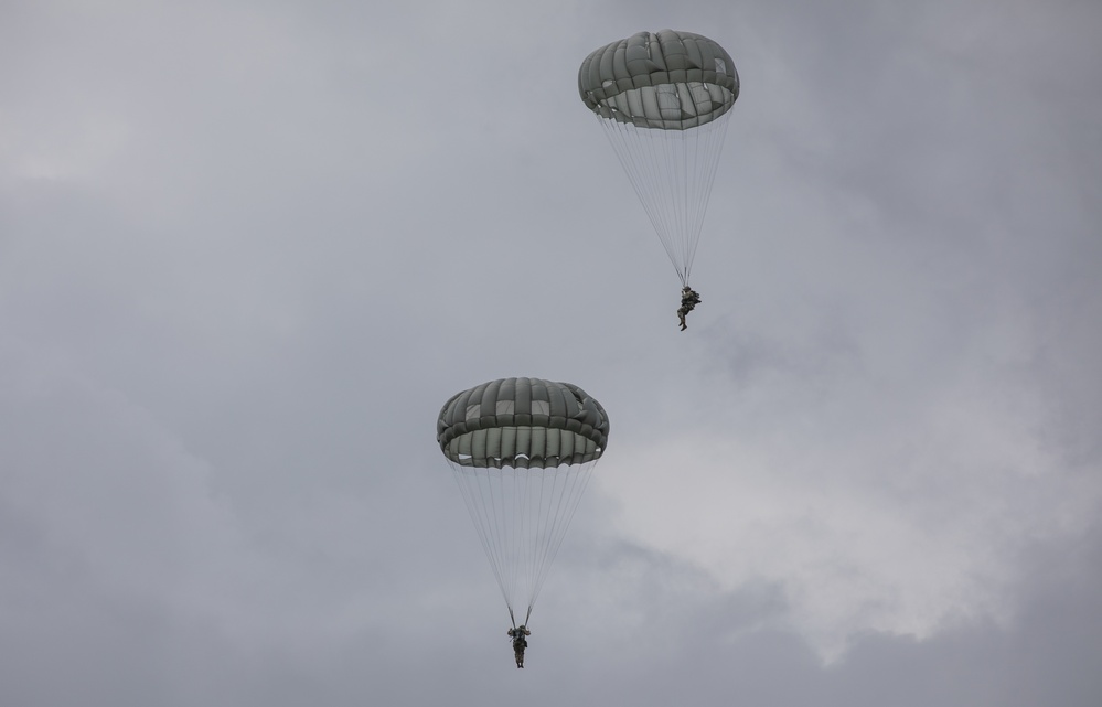 5TH RANGER TRAINING BATTALION AIRBORNE OPERATION