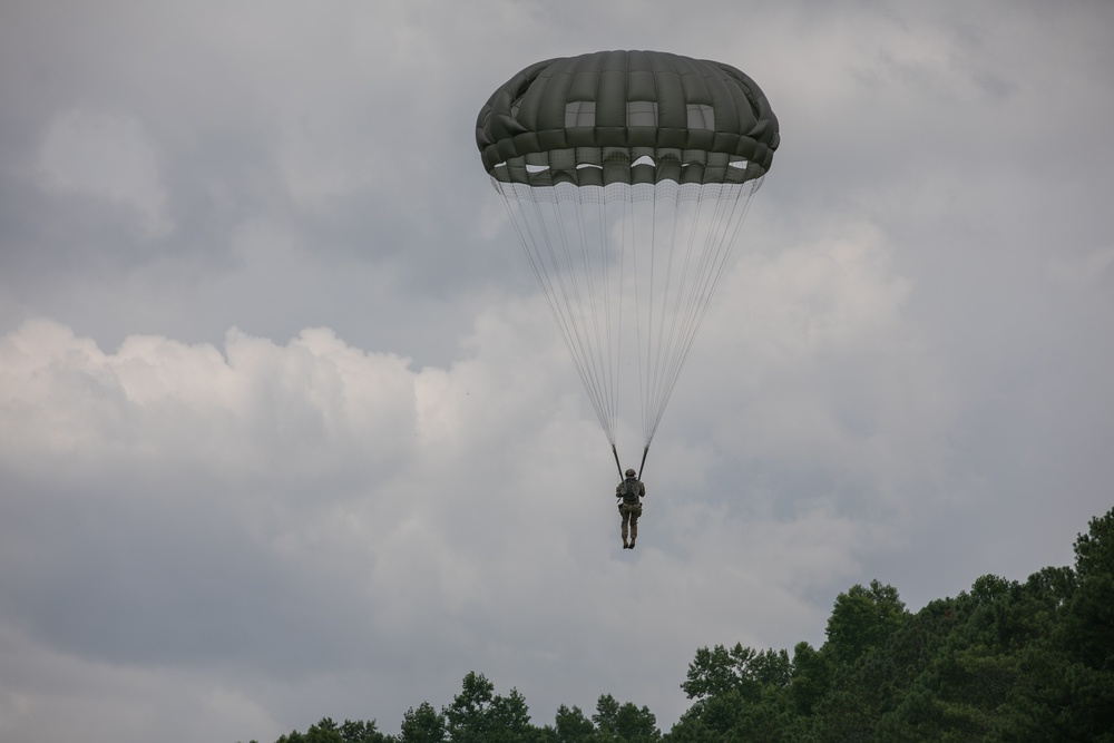 5TH RANGER TRAINING BATTALION AIRBORNE OPERATION