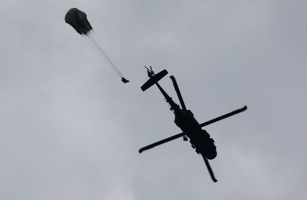 5TH RANGER TRAINING BATTALION AIRBORNE OPERATION