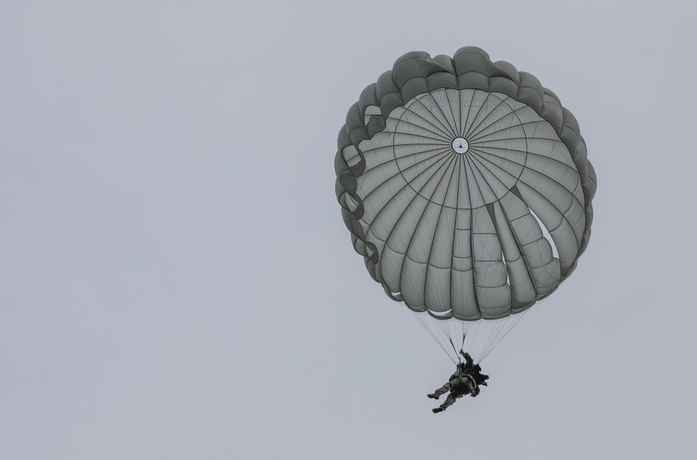 5TH RANGER TRAINING BATTALION AIRBORNE OPERATION