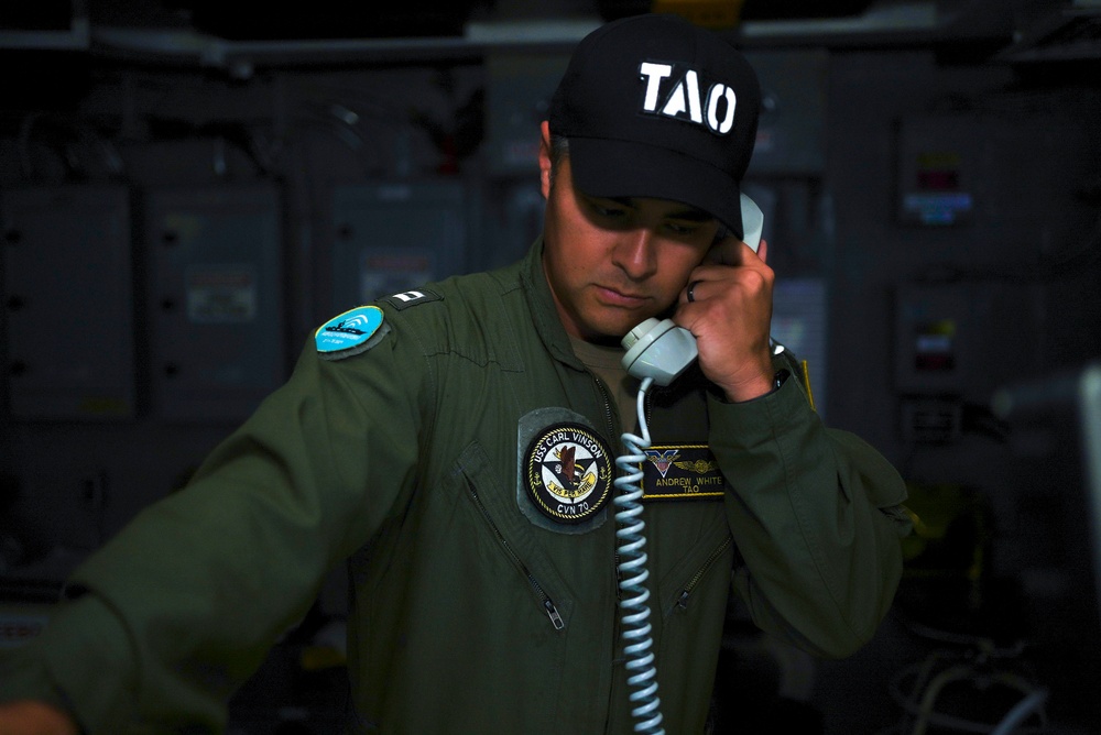 TAO Stands watch aboard USS Carl Vinson (CVN 70)