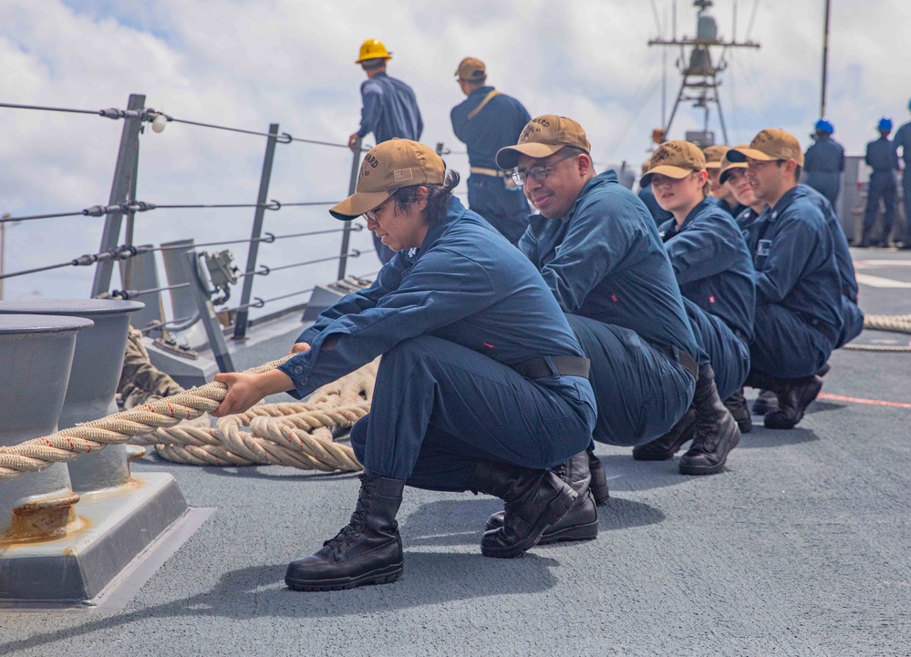 USS Howard (DDG 83) Guam Port Visit