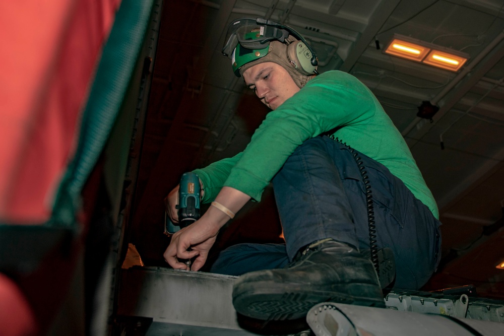USS Carl Vinson (CVN 70) Conducts Underway Operations