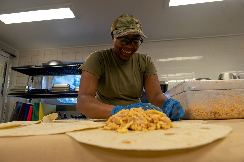 U.S. Airman integrates with RAAF rations team