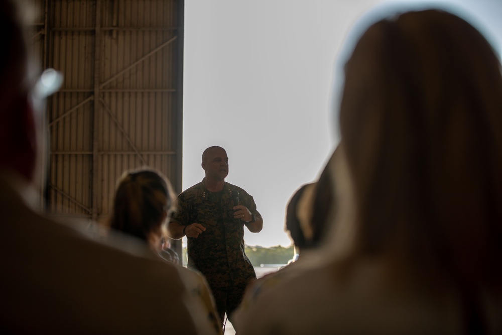 4th Marine Aircraft Wing Change of Command