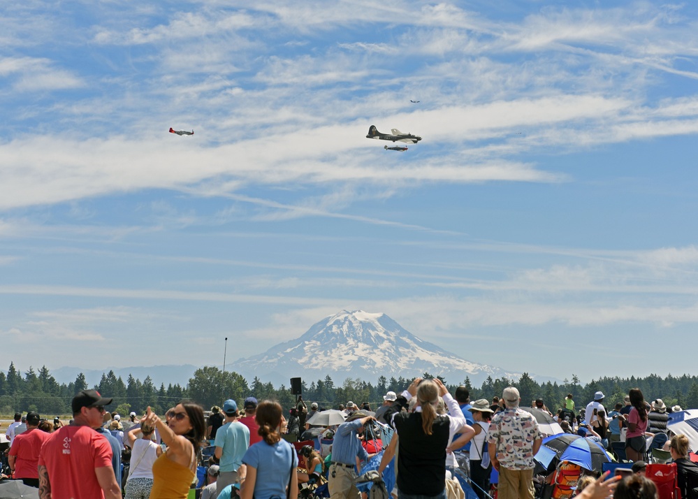 Explore Your Destiny: JBLM closes out first airshow in 7 years