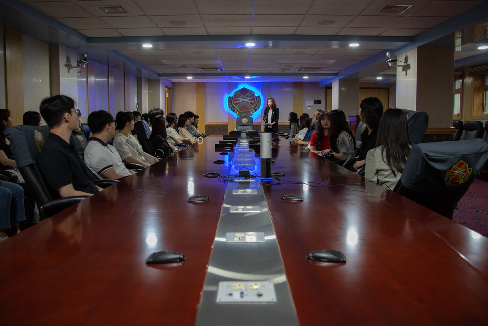 DDC Camp Casey tour