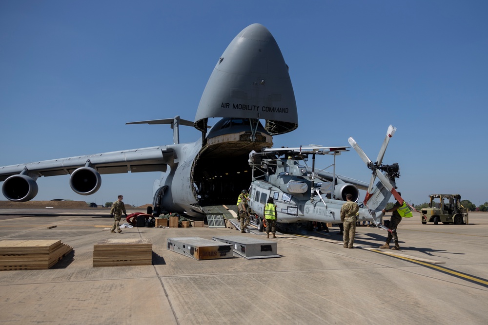 HMLA-367 Detachment arrives to MRF-D