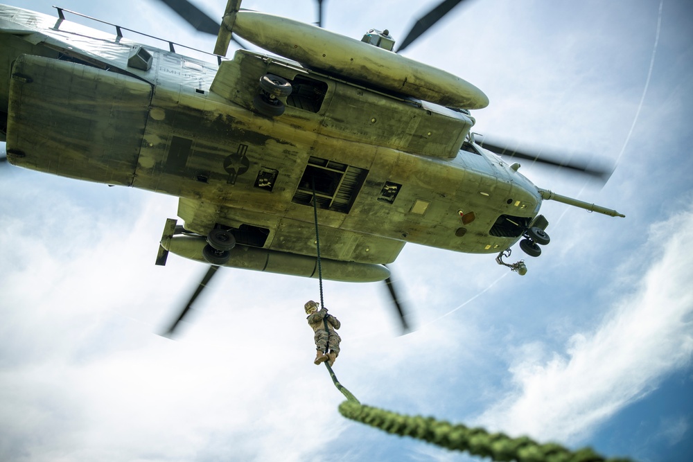 3d LCT conducts fast-roping drills with PMC during MASA 23