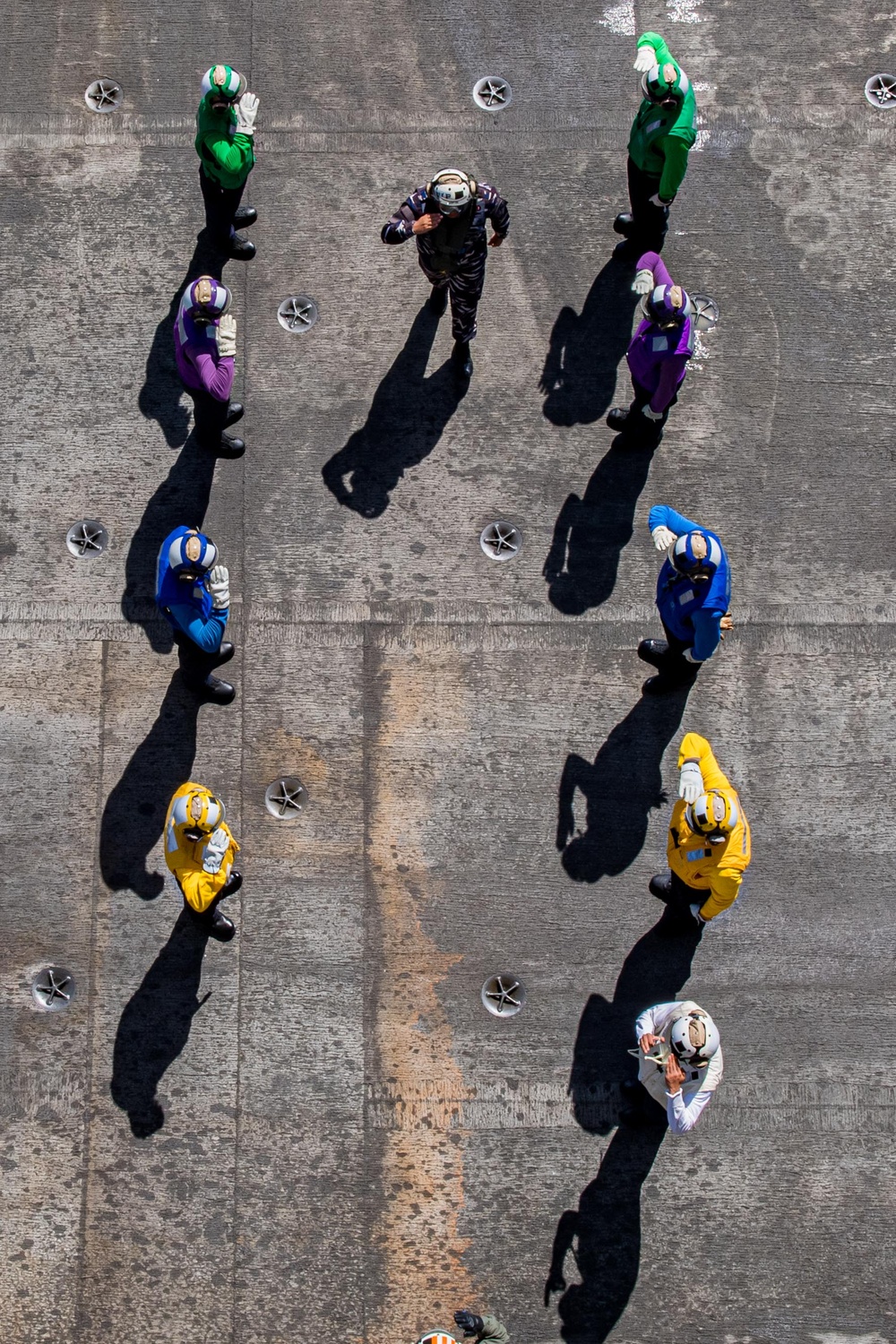 Indonesian Chief of Navy visits USS Ronald Reagan (CVN 76)