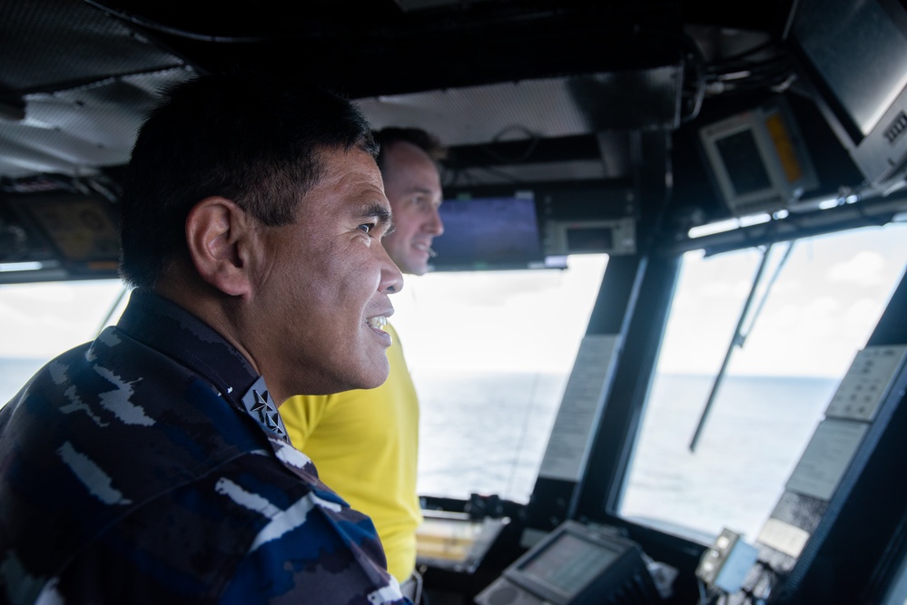 DVIDS - Images - Indonesian Chief of Navy visits USS Ronald Reagan (CVN ...