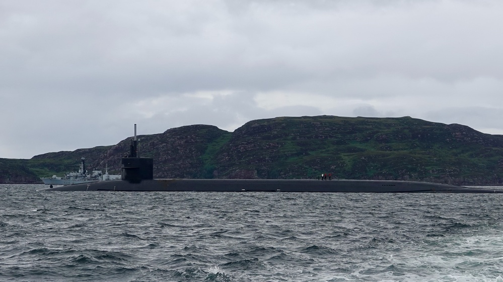 USEUCOM commander visits sub; highlights multinational cooperation, integrated deterrence