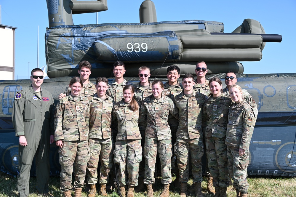 Group photo of USAF Cadets after a tour of the 19th Electronic Warfare Squadron