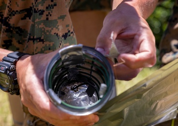 III MIG builds field expedient antennas