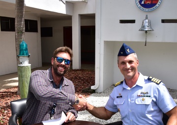 Coast Guard signs MOU with FDOT District 7