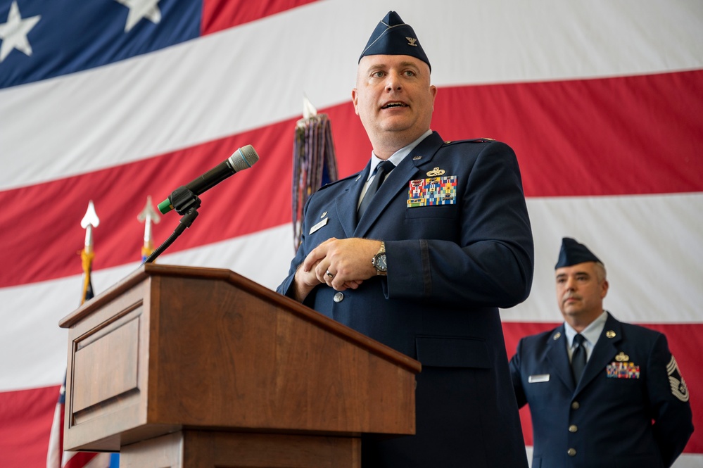 314th MXG welcomes new commander