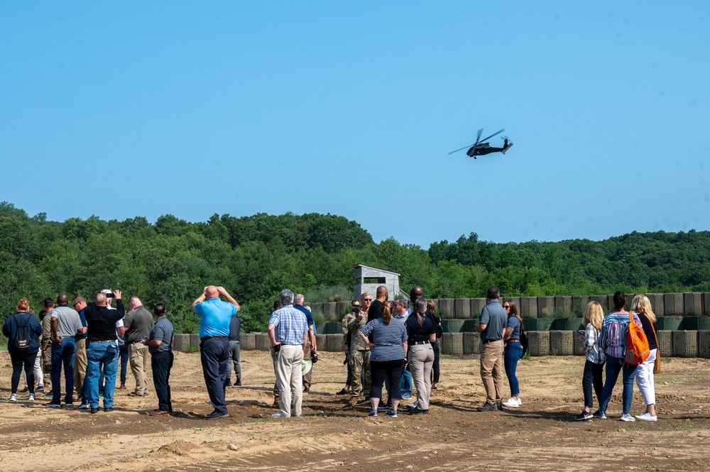 Connecticut National Guard hold ESGR Boss Lift during Combat Medic Training