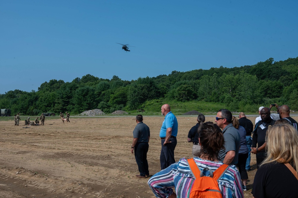Connecticut National Guard hold ESGR Boss Lift during Combat Medic Training
