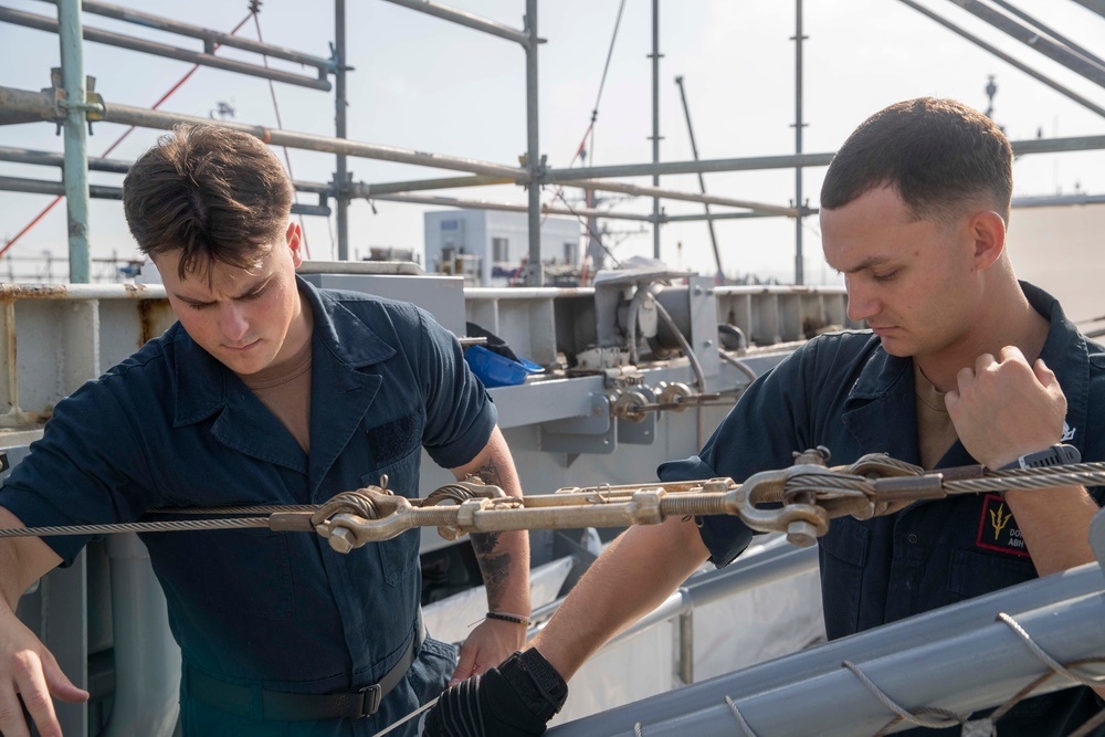 Flight Deck Maintenance