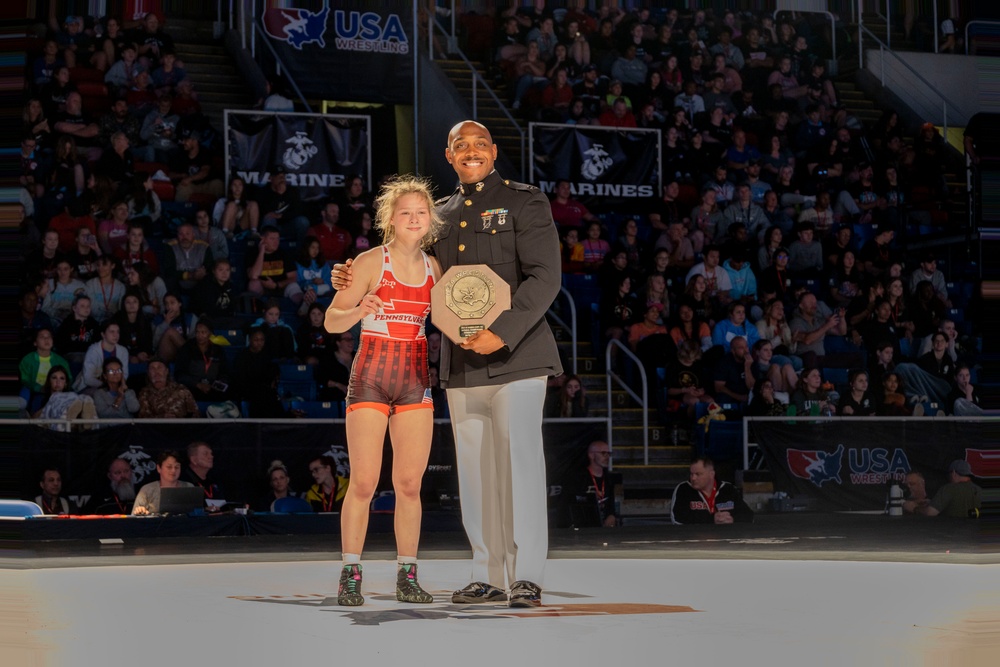 Marines Partner with USA Wrestling