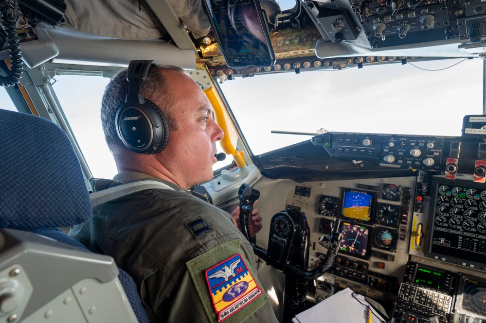 MG23: KC-135 refuels KC-46