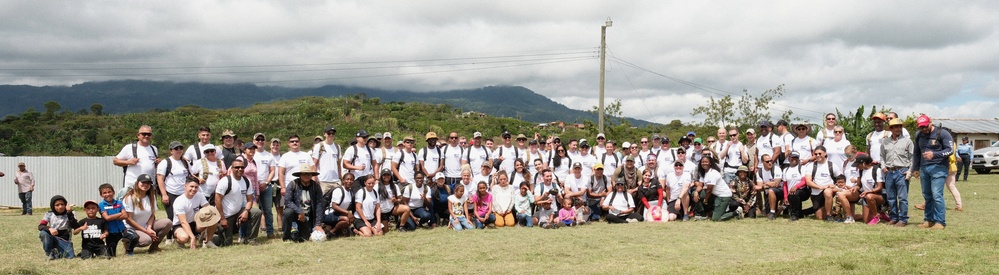 Chapel Hike 94: JTF-Bravo volunteers hike 5,000 pounds of food to remote community