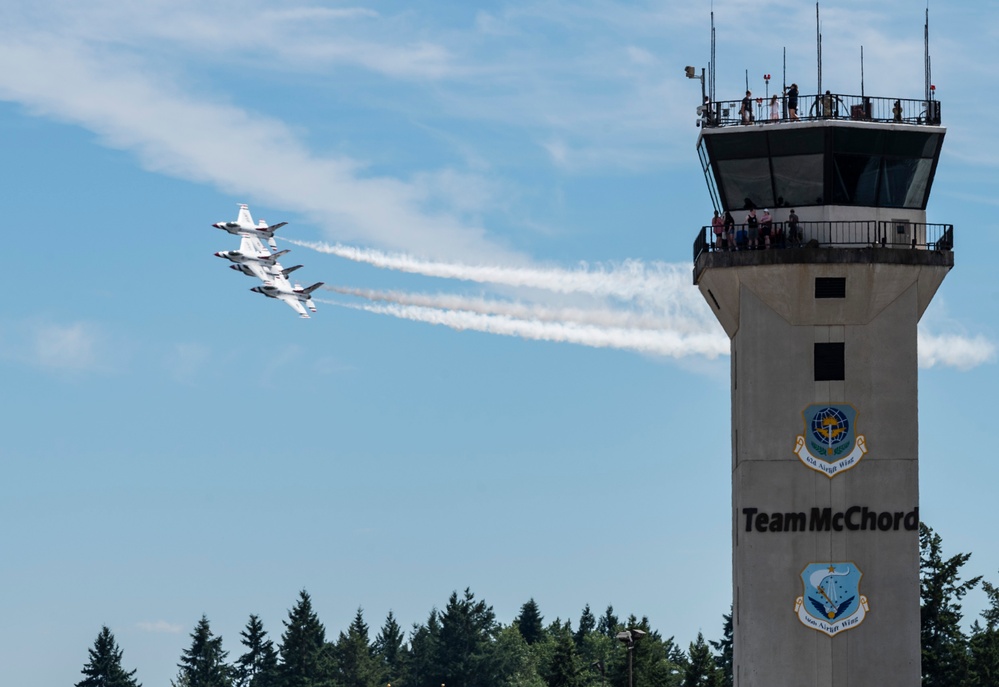 DVIDS Images JBLM Airshow, Warrior Expo Day 2 [Image 10 of 12]