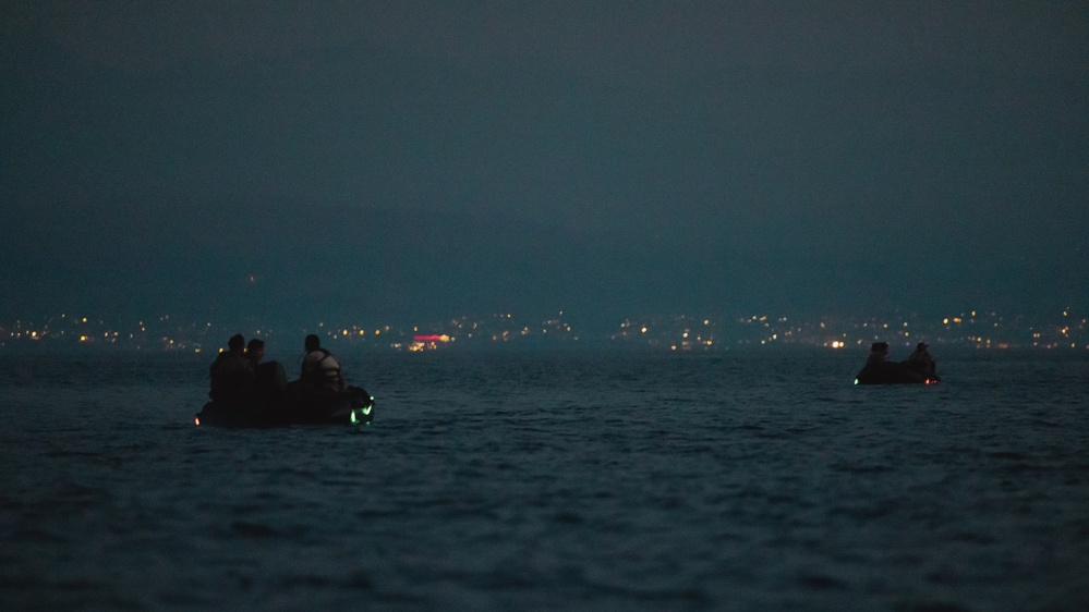 2d Recon Conducts Training with the USS Florida