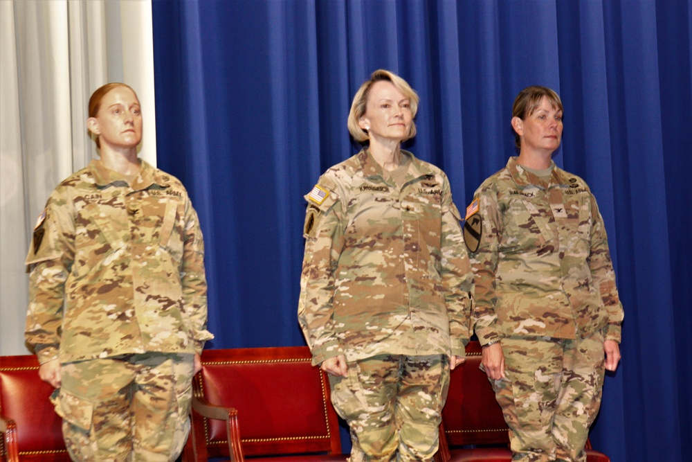 Soldier Recovery Brigade-National Capital Region hosts change of command at Walter Reed