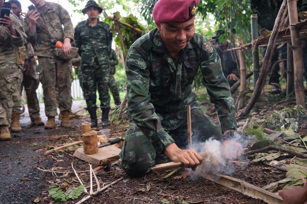 U.S. and Royal Thai Army Soldiers learn jungle survival skills during HG23