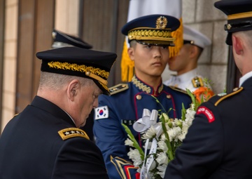20th Chairman of the Joint Chiefs of Staff Makes Final Visit to Korea