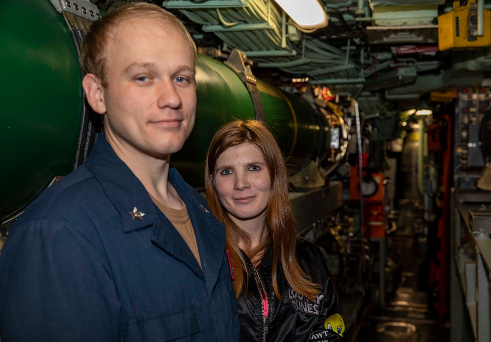 USS Jefferson City Underway for Family Day Cruise