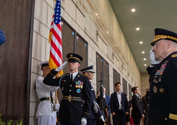 20th Chairman of the Joint Chiefs of Staff Makes Final Visit to Korea