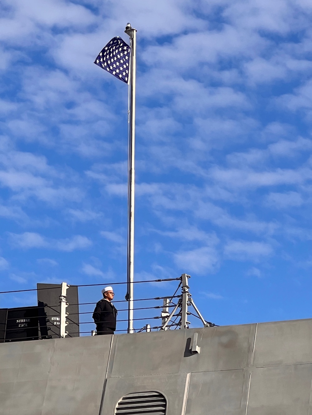 USS Canberra Arrives Sydney for Commissioning