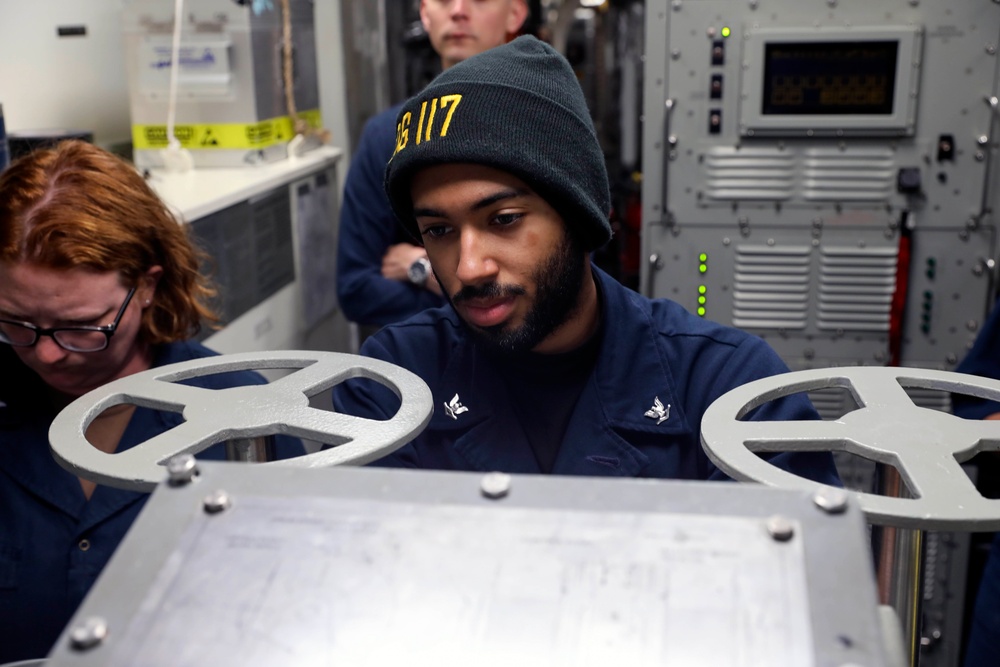 USS Paul Ignatius Torpedo Avoidance Drill