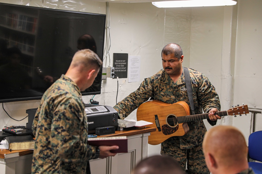 USS Carter Hall Conducts Protestant Service