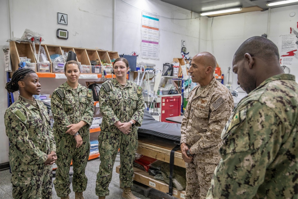 CENTCOM Senior Enlisted Leader Visits Erbil Air Base