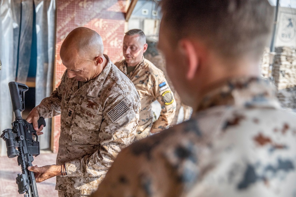 CENTCOM Senior Enlisted Leader Visits Erbil Air Base